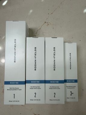 Rodan + Fields Redefine Set – NEW
